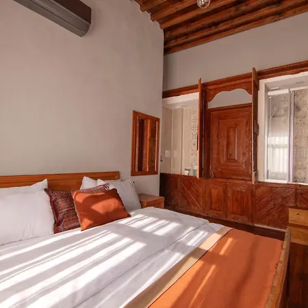 Hotel Marassa *