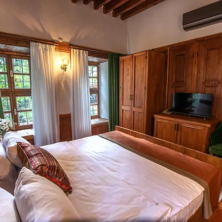 Marassa Hotel *